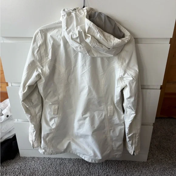 The North Face White Rain Jacket - Picture 2 of 3